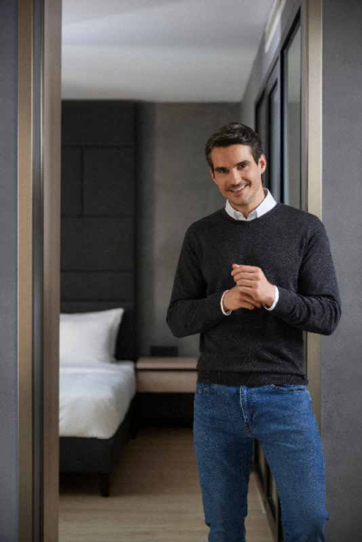 Men´s V-Neck Knitted Pullover